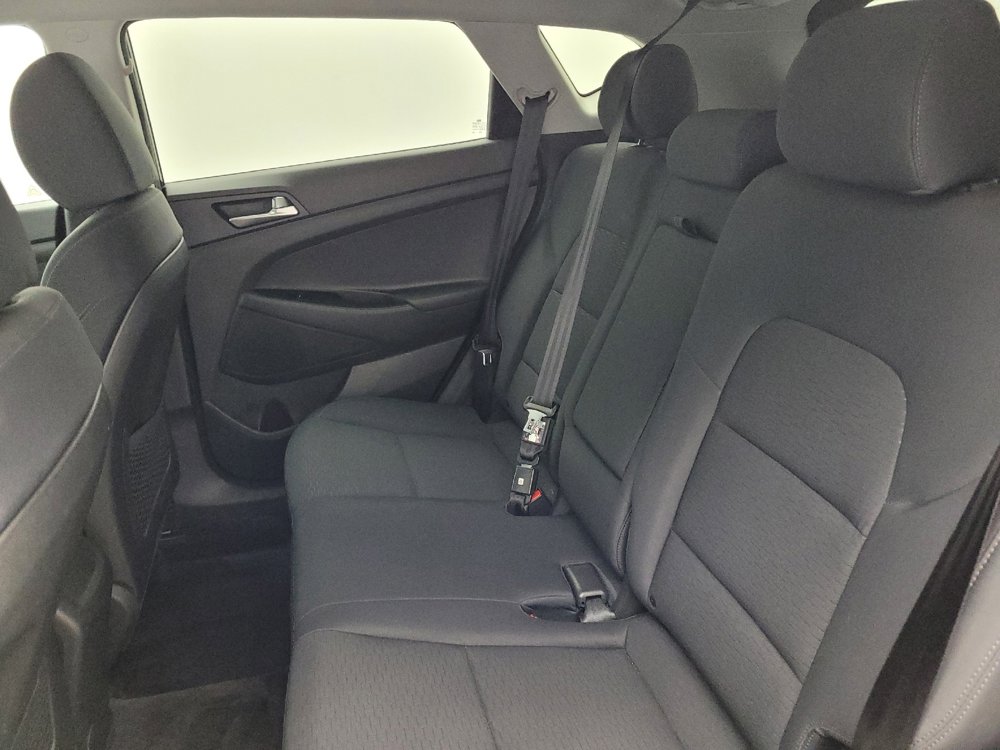Used 2019 Hyundai Tucson Value FWD image 18