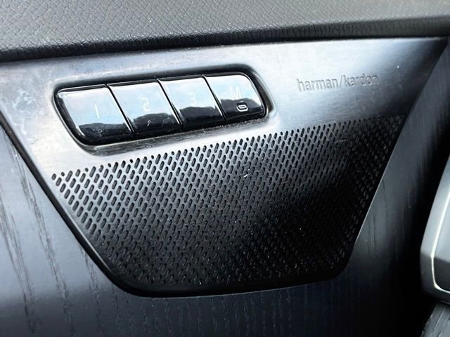 Used 2020 Volvo XC90 T6 Momentum image 11