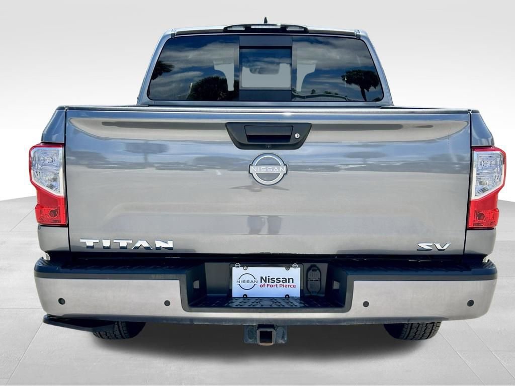 Certified 2024 Nissan Titan SV w/ SV Convenience Package image 8