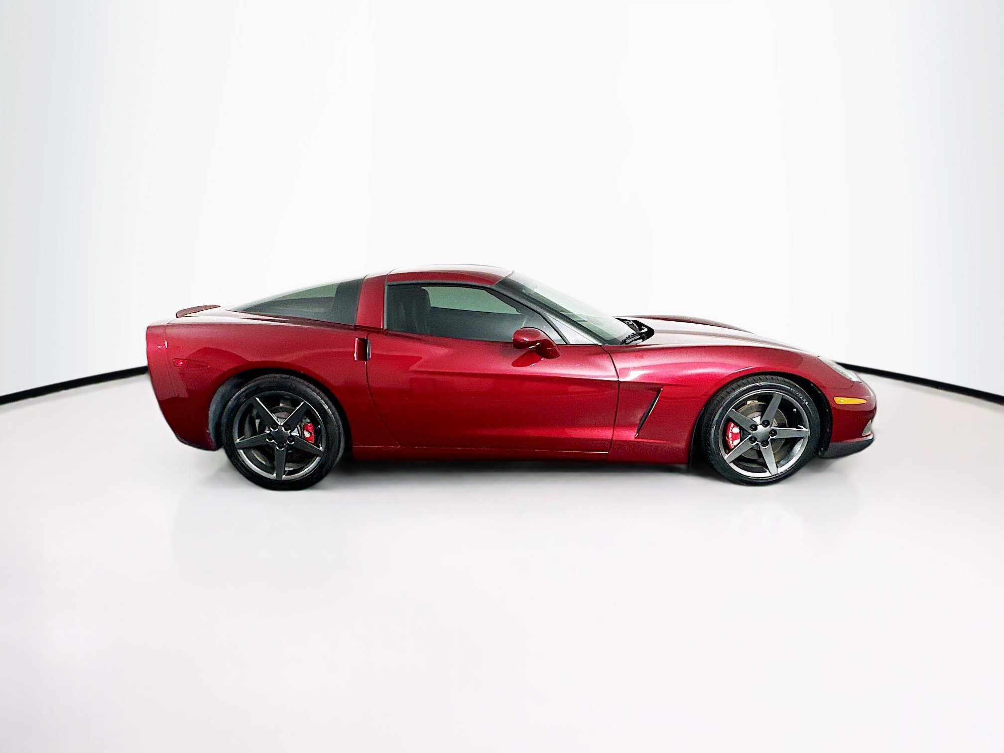 Used 2005 Chevrolet Corvette Coupe w/ Preferred Equipment Group RWD image 10