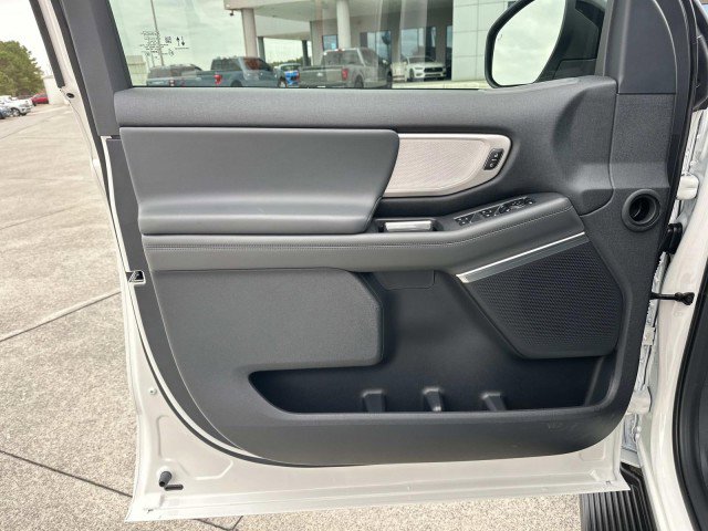 New 2026 Ford Expedition Active image 10