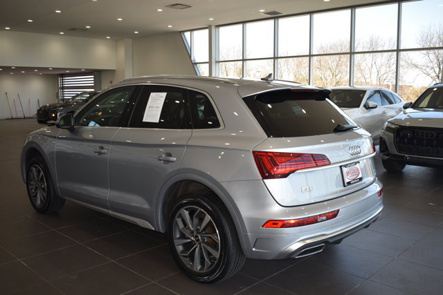 Used 2022 Audi Q5 2.0T Premium AWD/4WD image 7