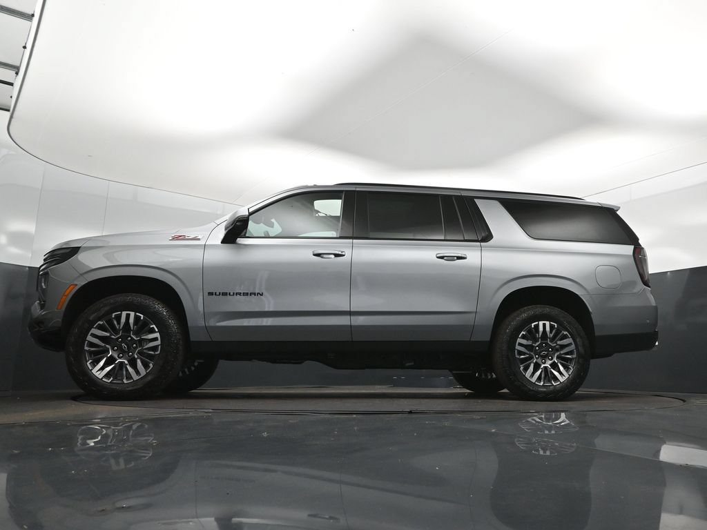 New 2026 Chevrolet Suburban Z71 w/ Comfort Package AWD/4WD image 39