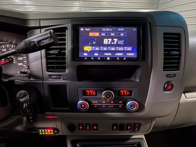 Used 2019 Nissan NV 3500 SL image 32