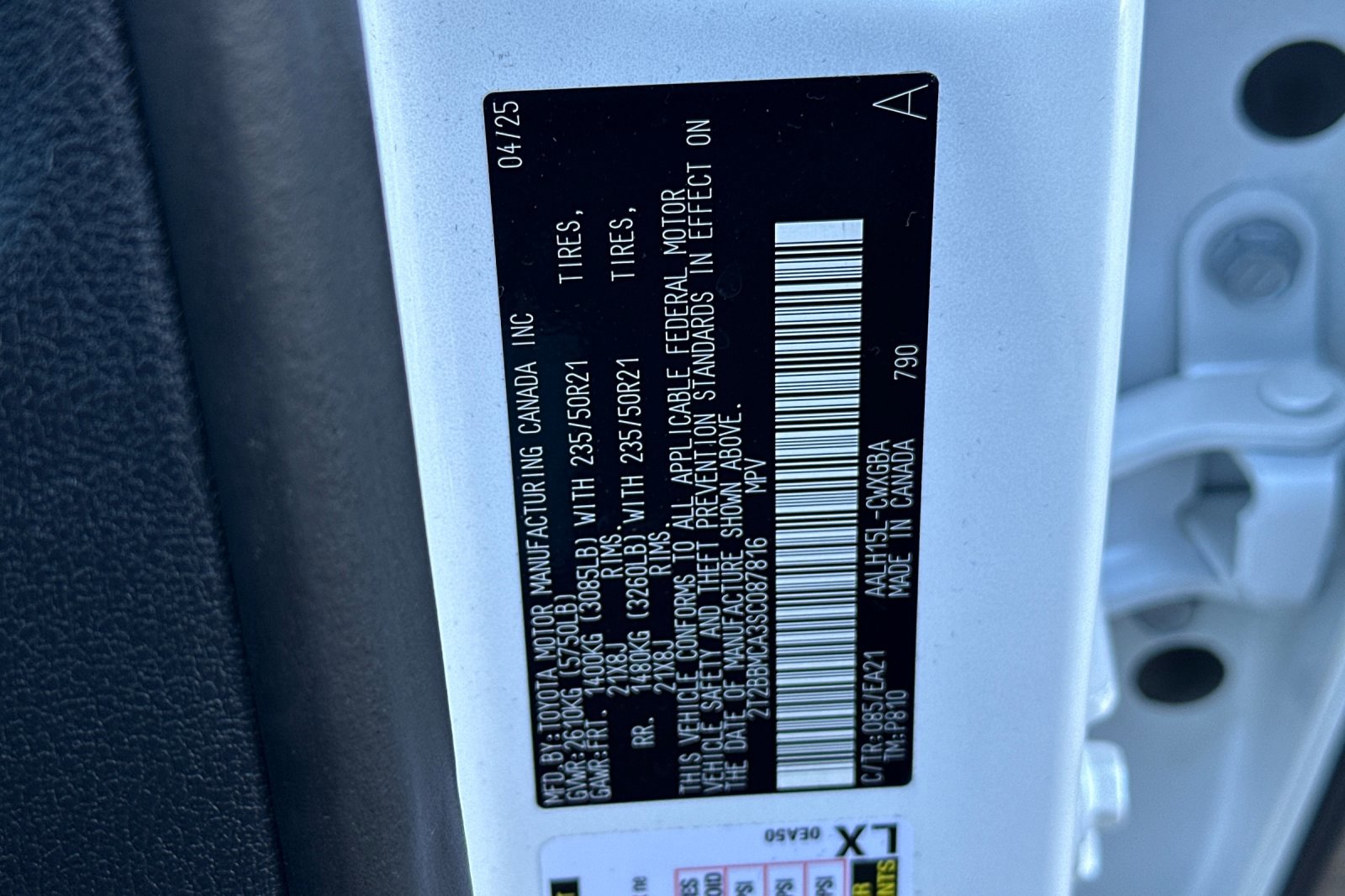 Used 2025 Lexus RX 350h w/ Convenience Package AWD/4WD image 29