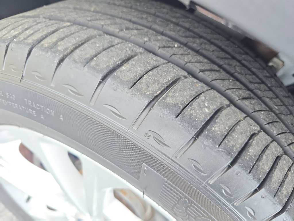 Used 2015 Ford Escape SE w/ Equipment Group 201A image 30