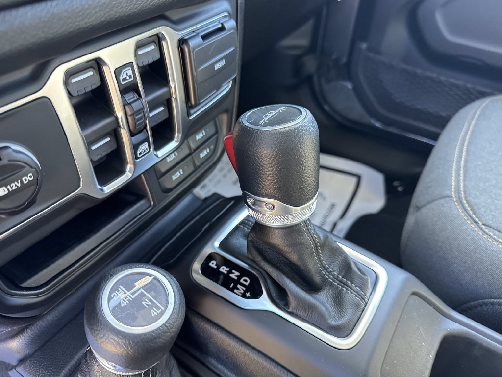 New 2026 Jeep Gladiator Sport AWD/4WD image 19