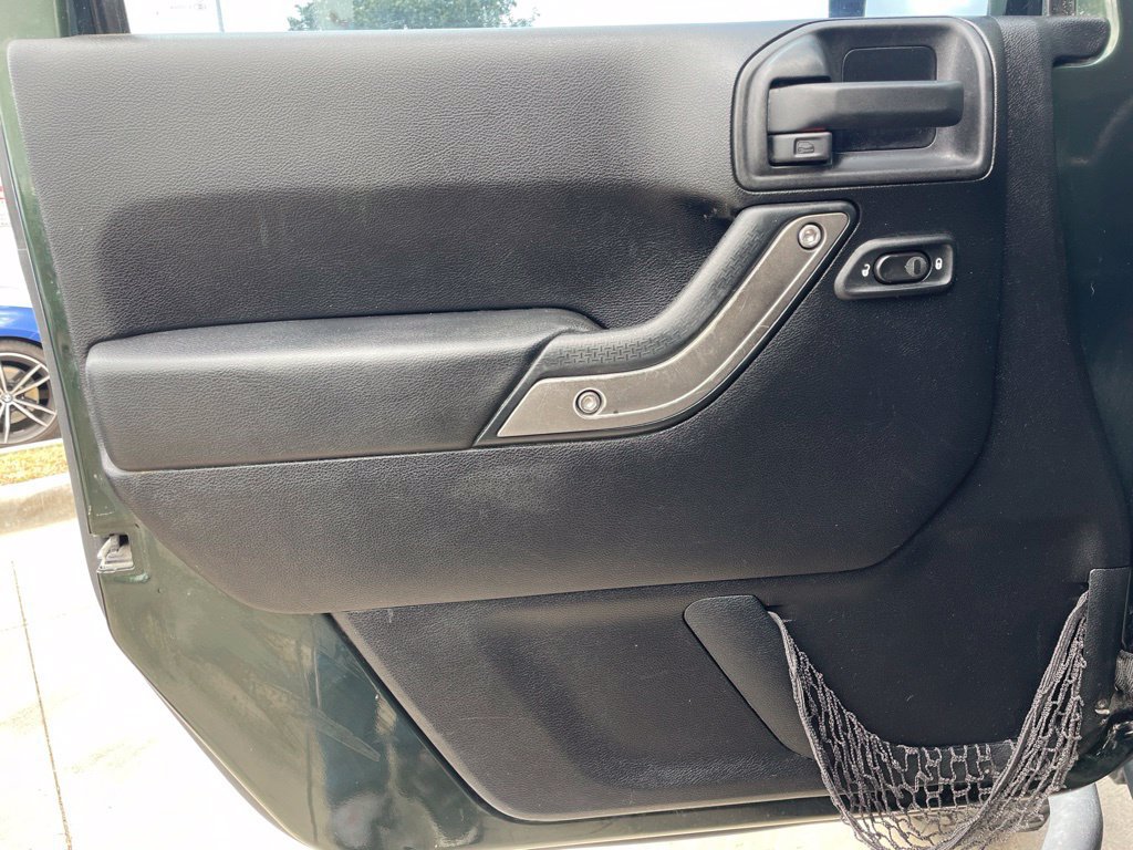 Used 2012 Jeep Wrangler Unlimited Sport AWD/4WD image 16