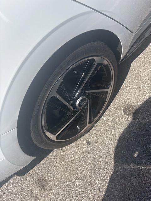 Used 2023 Hyundai Elantra N Line w/ Preferred Accessory Package image 12