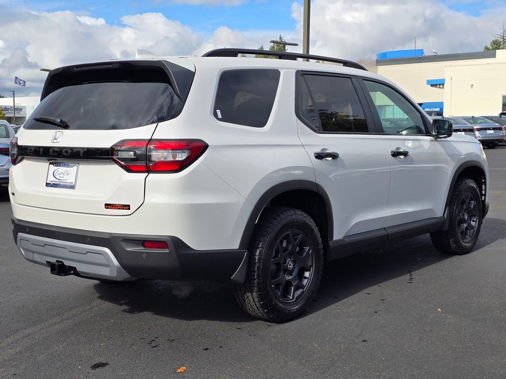 New 2025 Honda Pilot TrailSport image 25