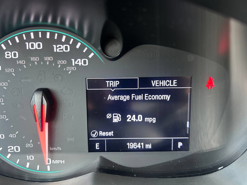 Used 2020 Chevrolet Trax LT AWD/4WD image 16