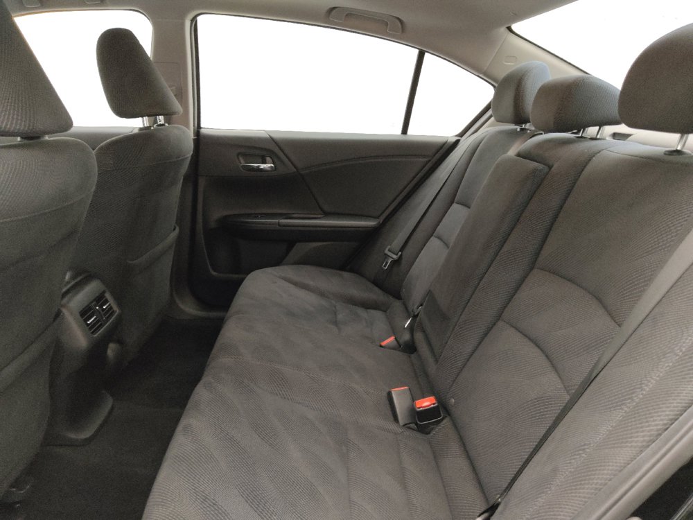 Used 2016 Honda Accord EX image 18