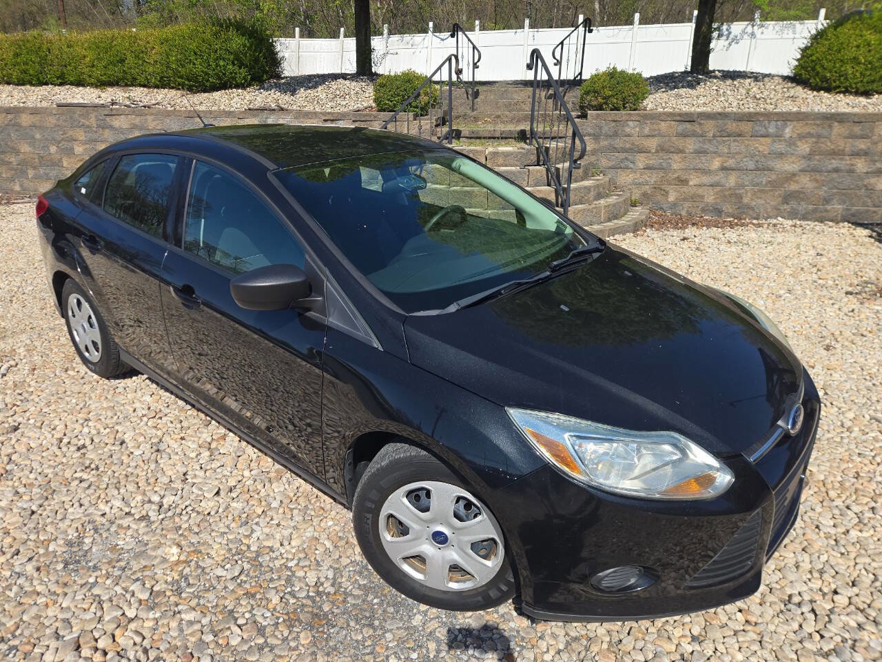 Used 2014 Ford Focus S FWD image 28