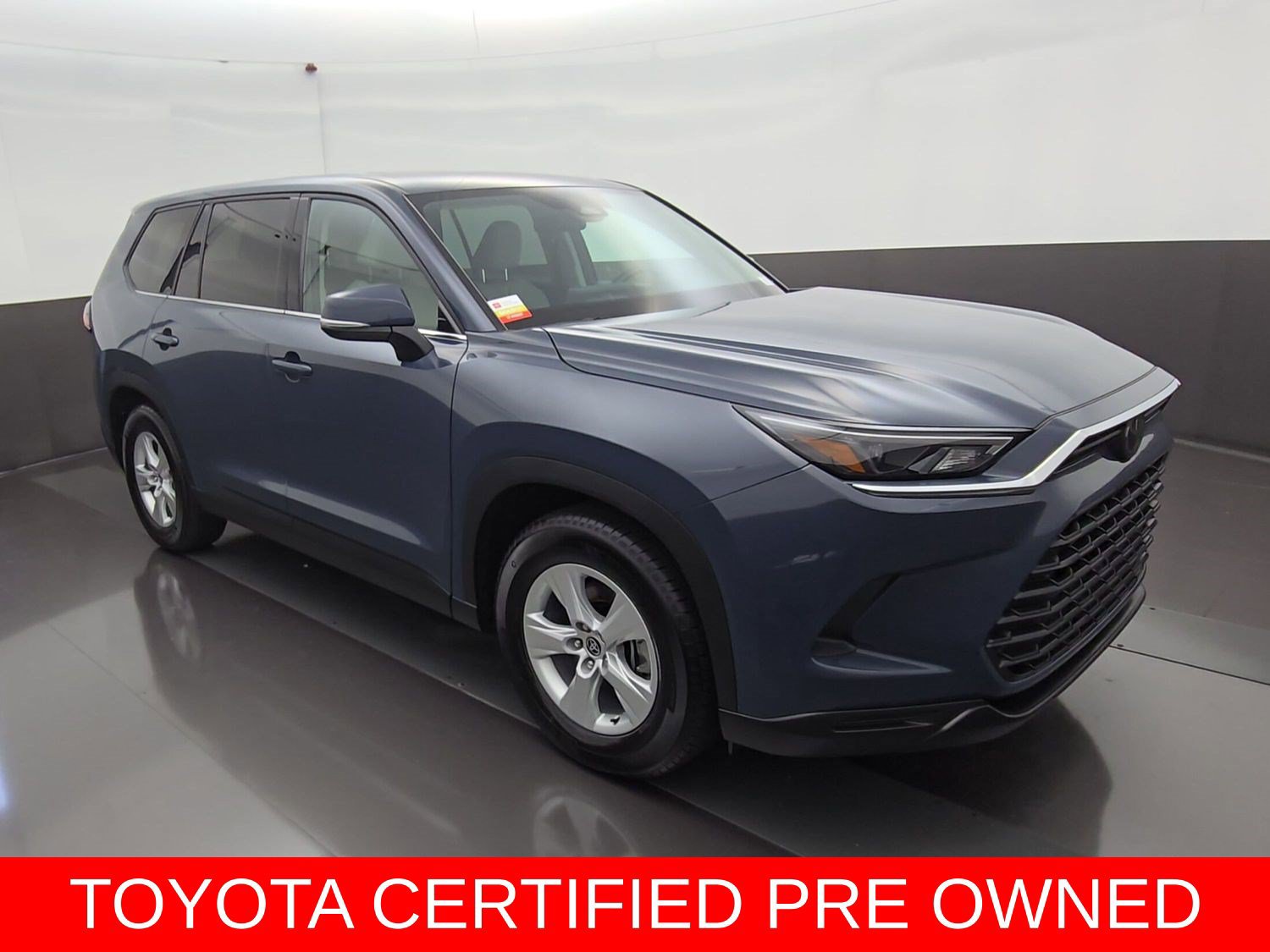 Certified 2025 Toyota Grand Highlander FWD image 1