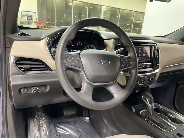 Used 2022 Chevrolet Traverse LS w/ Midnight/Sport Edition FWD image 14