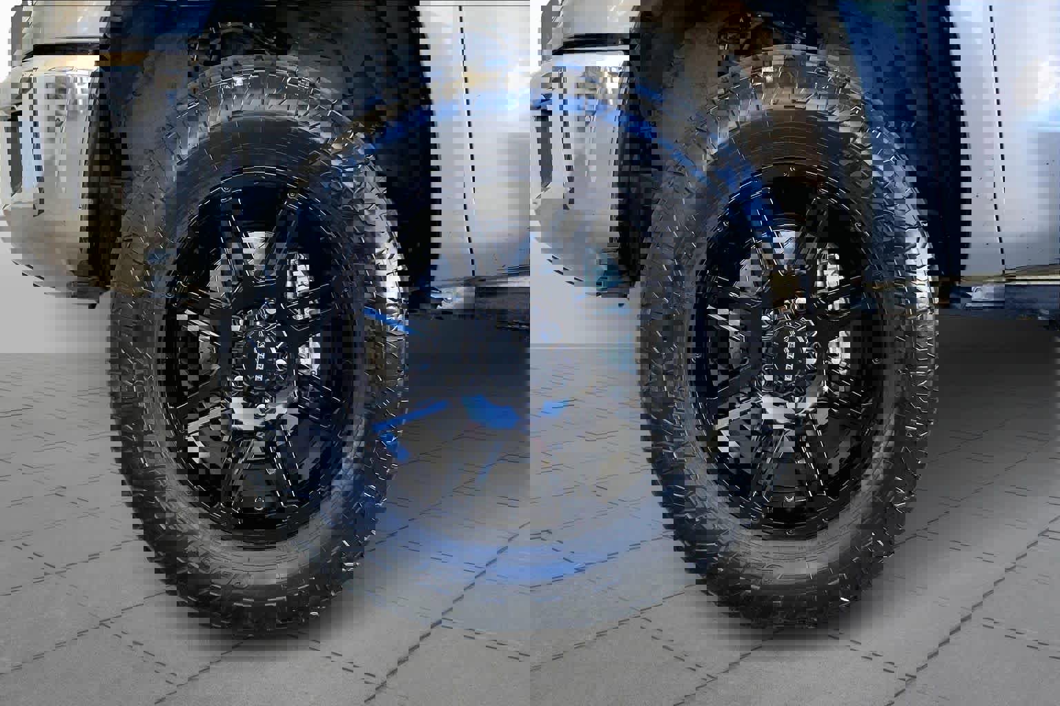 Used 2020 Toyota Tundra SR5 w/ SR5 Upgrade Package image 10