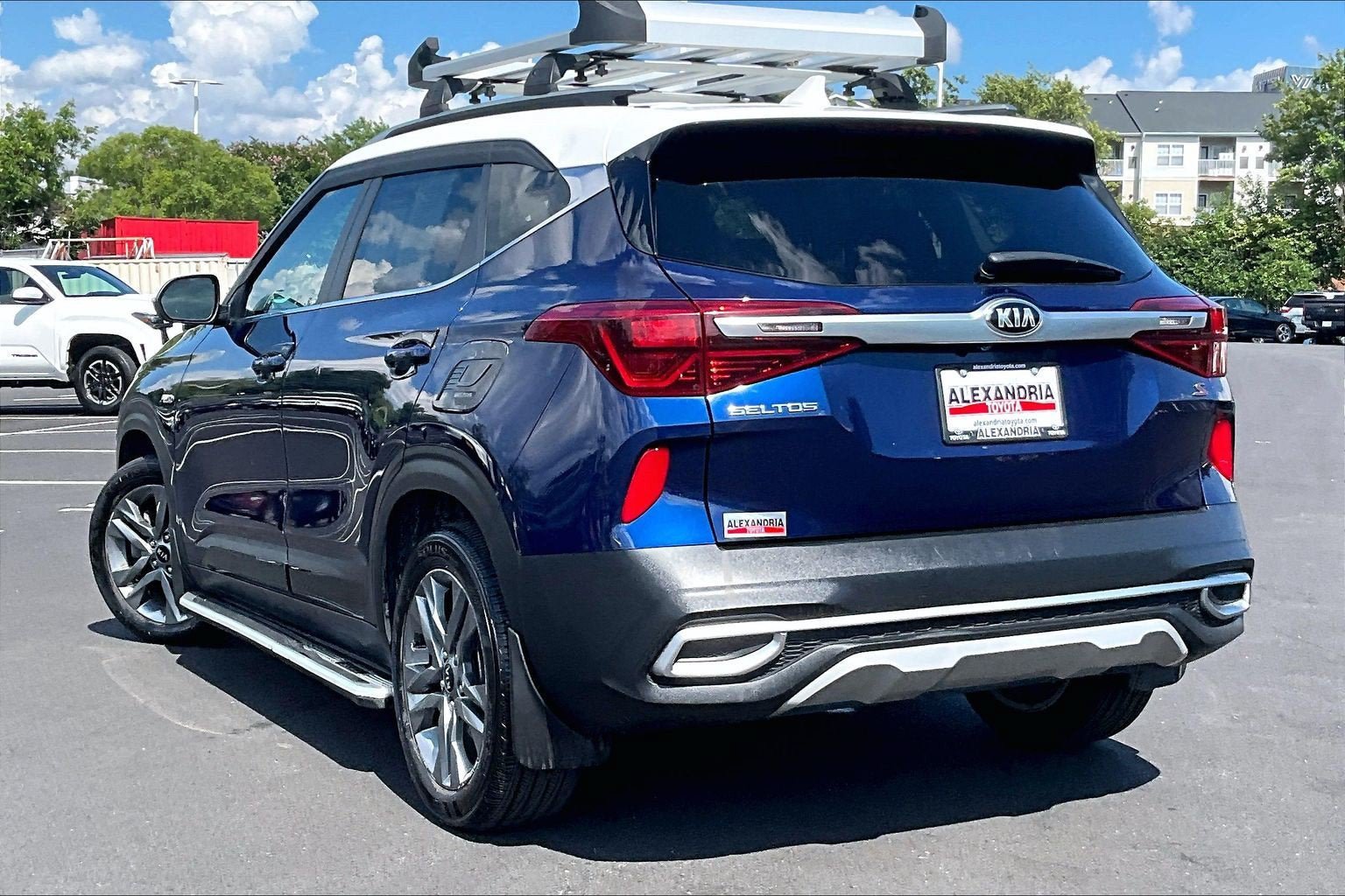 Used 2021 Kia Seltos S AWD/4WD image 11