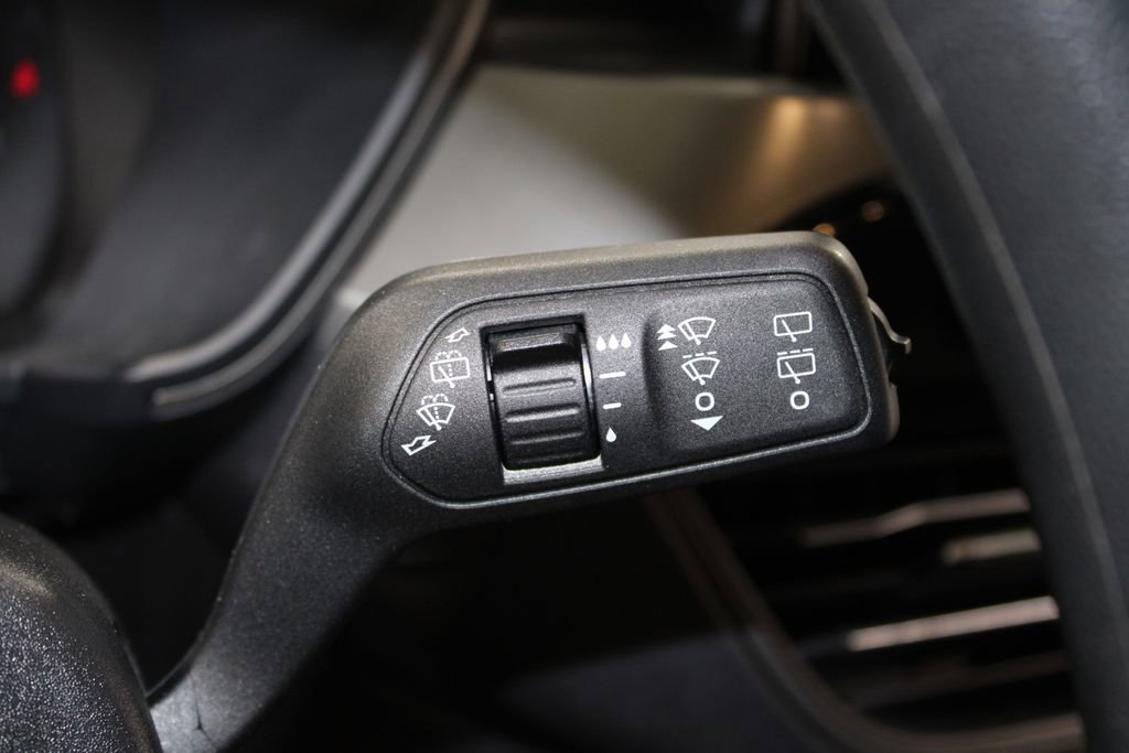 Used 2025 Ford Escape Active image 36