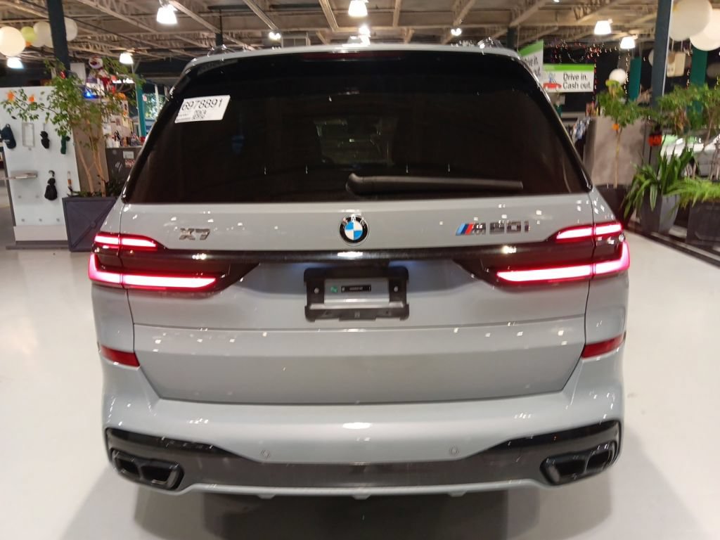 Certified 2025 BMW X7 M60i AWD/4WD image 14
