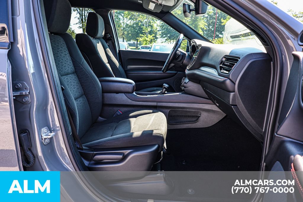 Used 2025 Dodge Durango GT RWD image 21