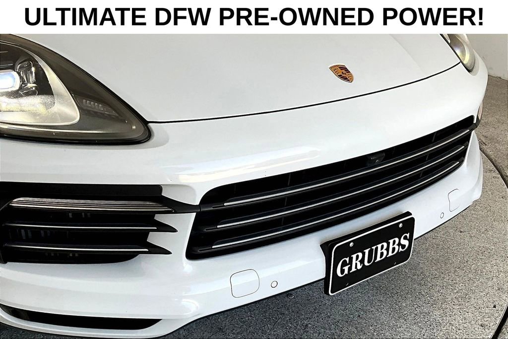 Used 2023 Porsche Cayenne AWD/4WD image 36