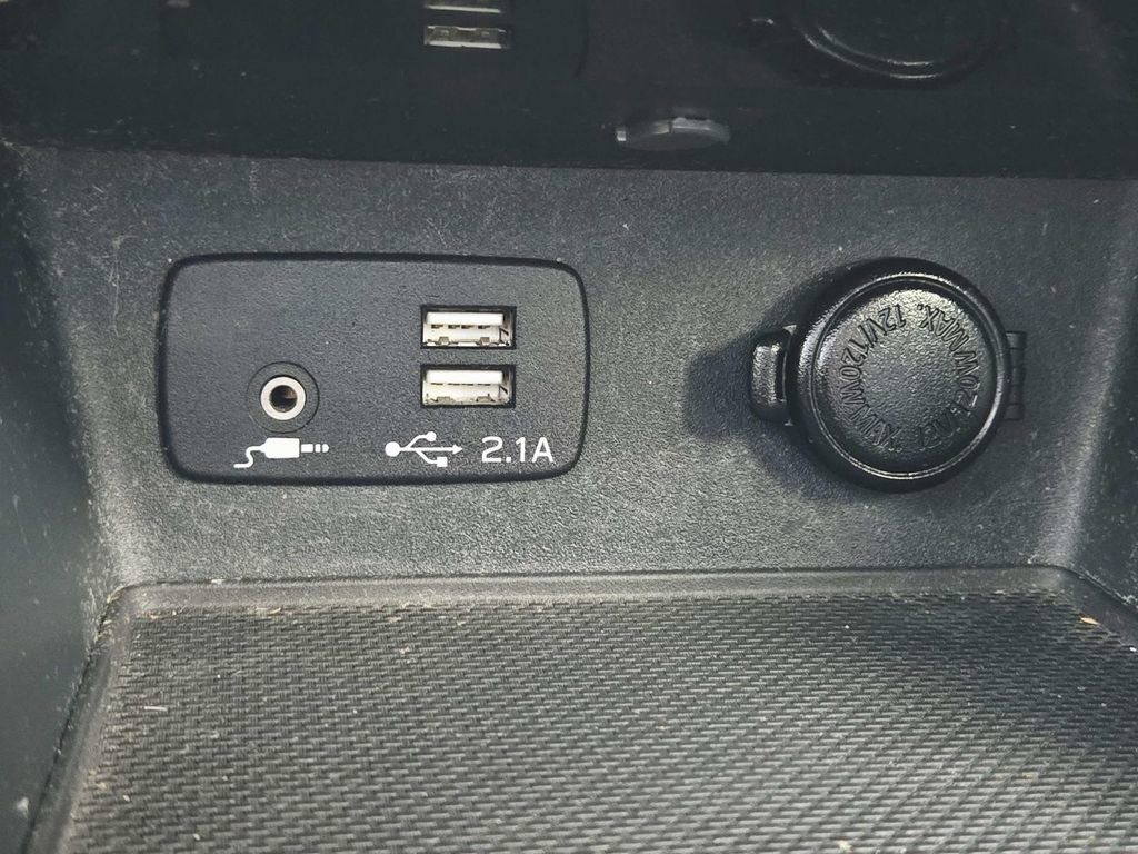 Used 2020 Subaru Forester Limited image 30