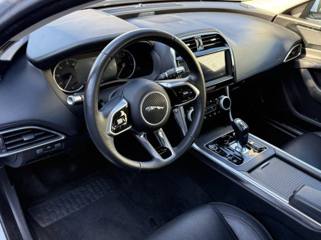 Used 2020 Jaguar XE S image 6