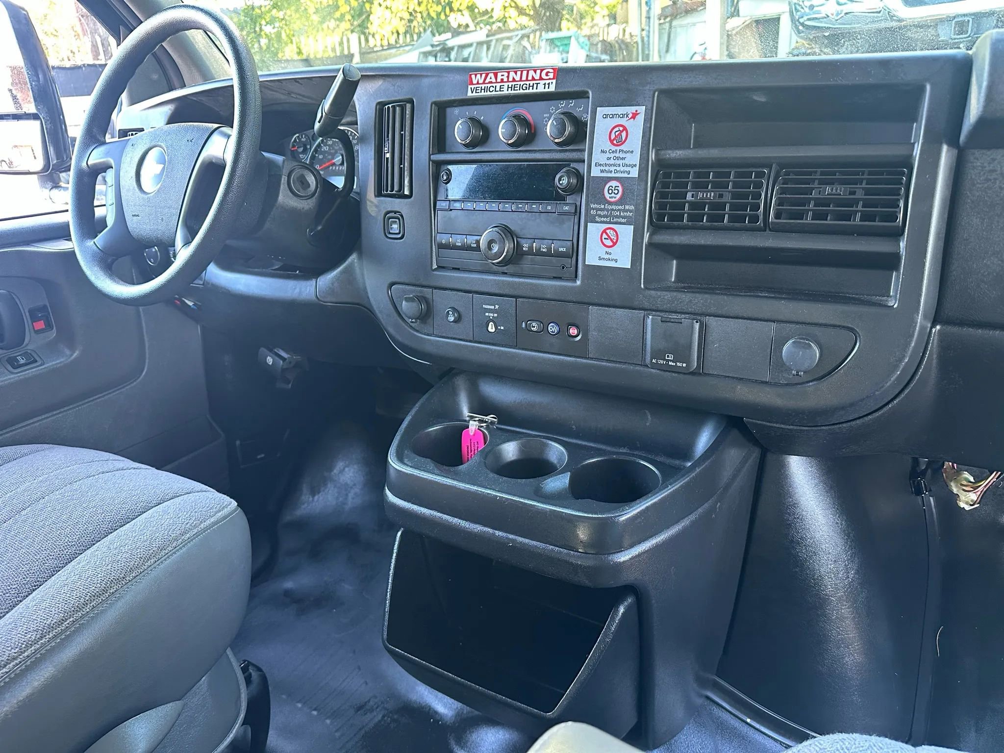 Used 2015 Chevrolet Express 3500 image 23