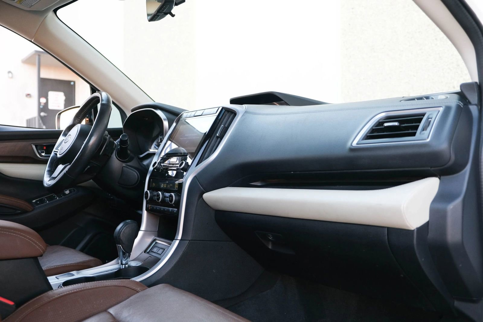 Used 2022 Subaru Ascent Touring image 33