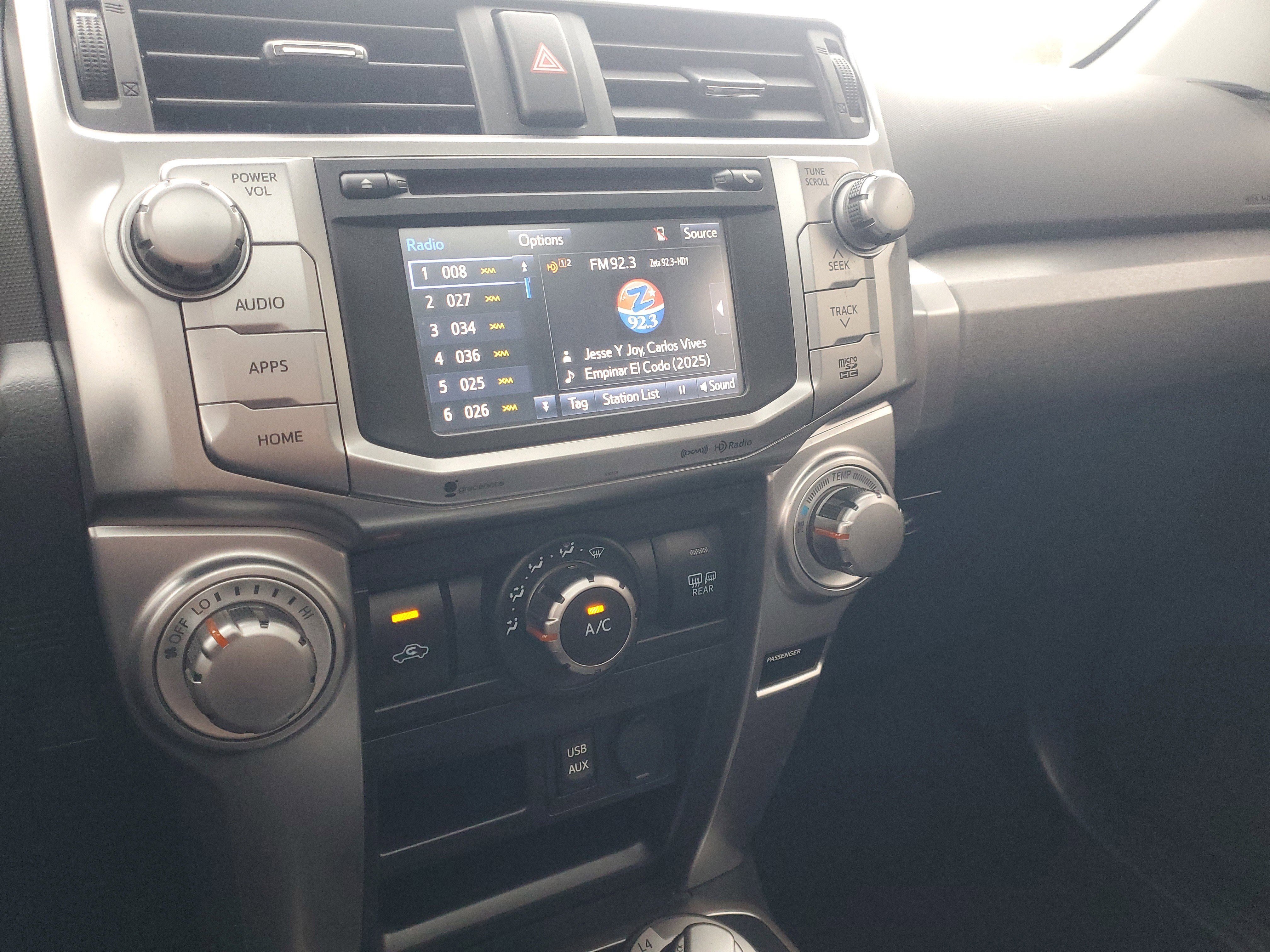 Used 2018 Toyota 4Runner 4WD image 25