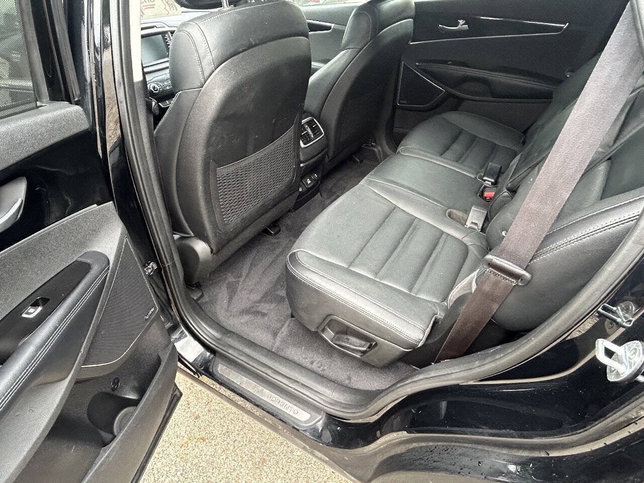 Used 2016 Kia Sorento SX AWD/4WD image 7