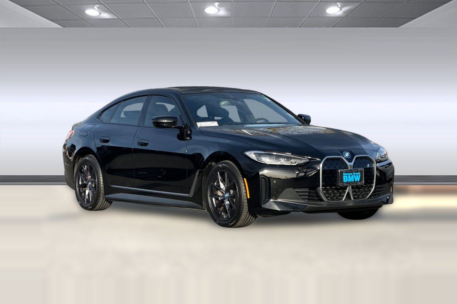 Certified 2023 BMW i4 eDrive35 w/ Premium Package image 7