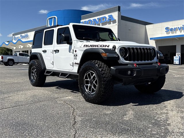 Used 2024 Jeep Wrangler Unlimited Rubicon image 2