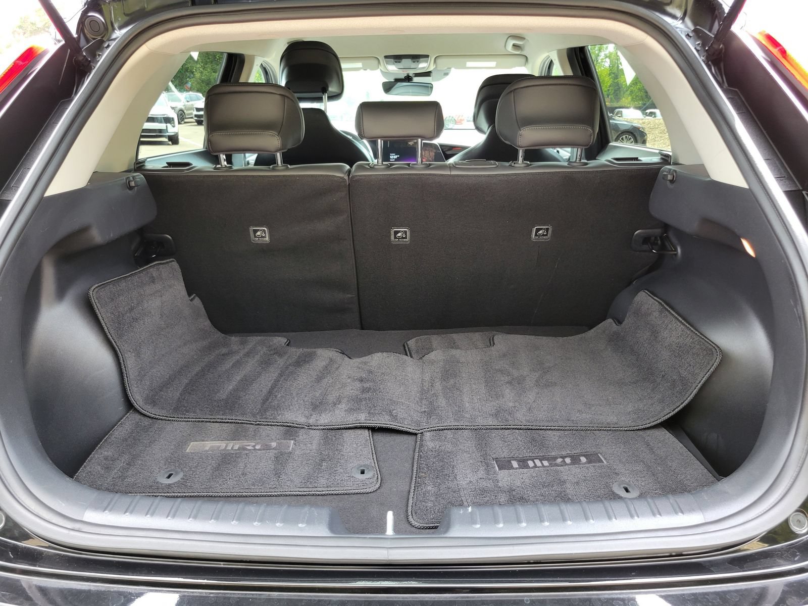 Certified 2024 Kia Niro EX FWD image 30