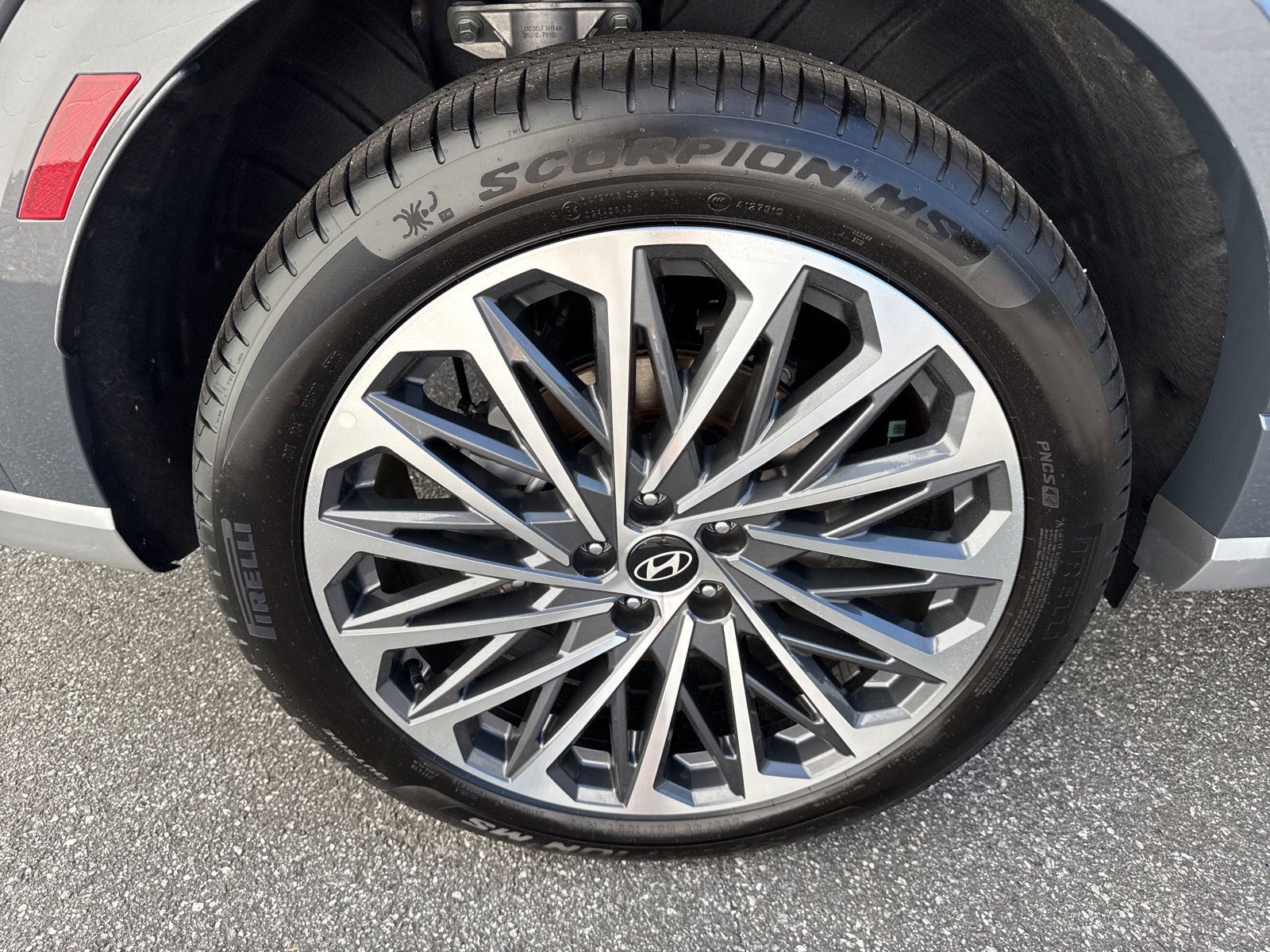 Used 2026 Hyundai Palisade Calligraphy AWD/4WD image 9