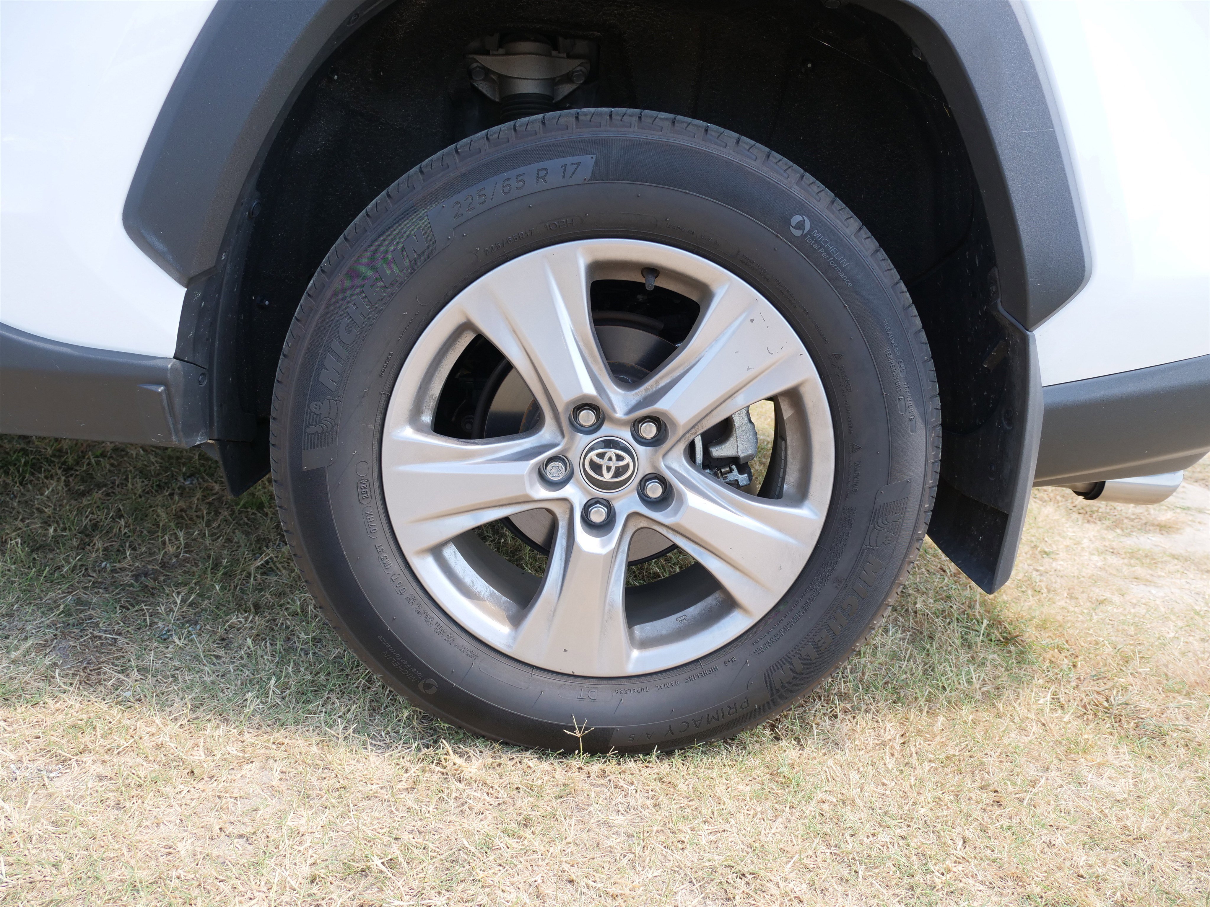 Used 2024 Toyota RAV4 XLE image 12