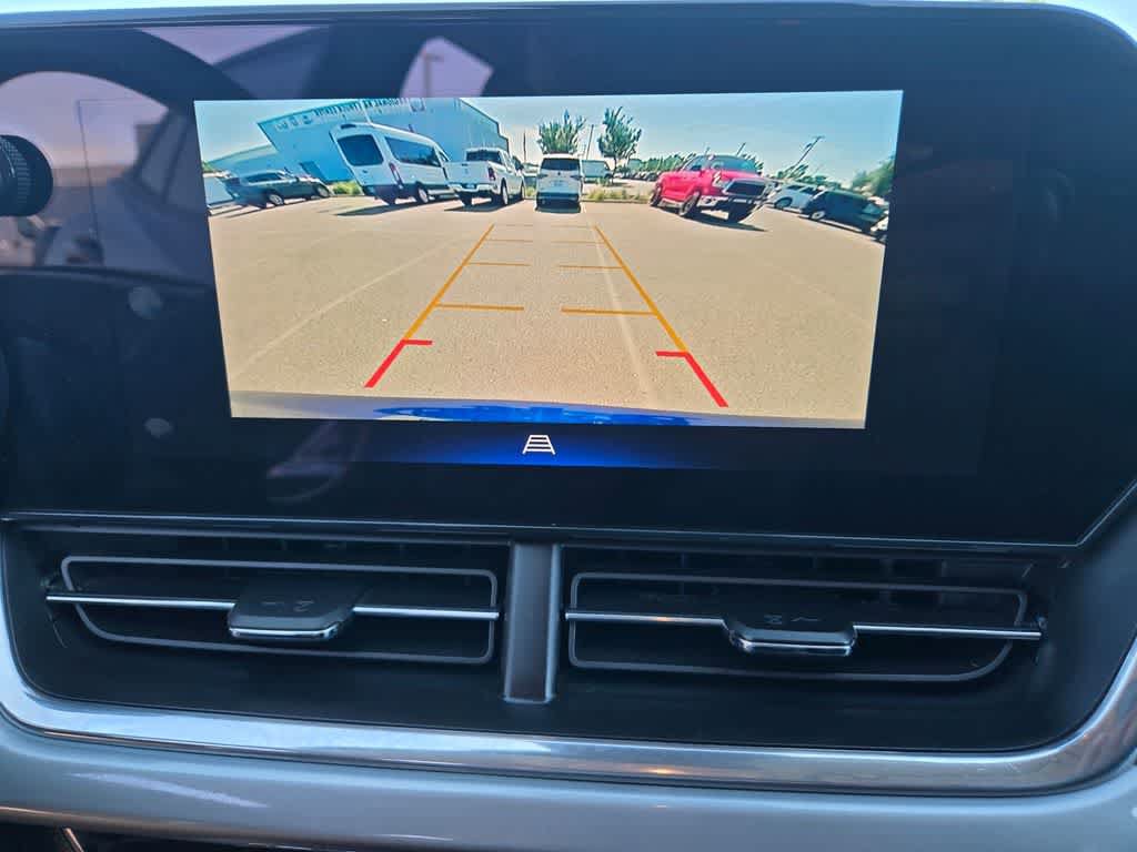 Used 2024 Chevrolet Trax LT FWD image 11