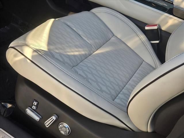 New 2026 Lincoln Nautilus Black Label w/ Jet Appearance Package image 4