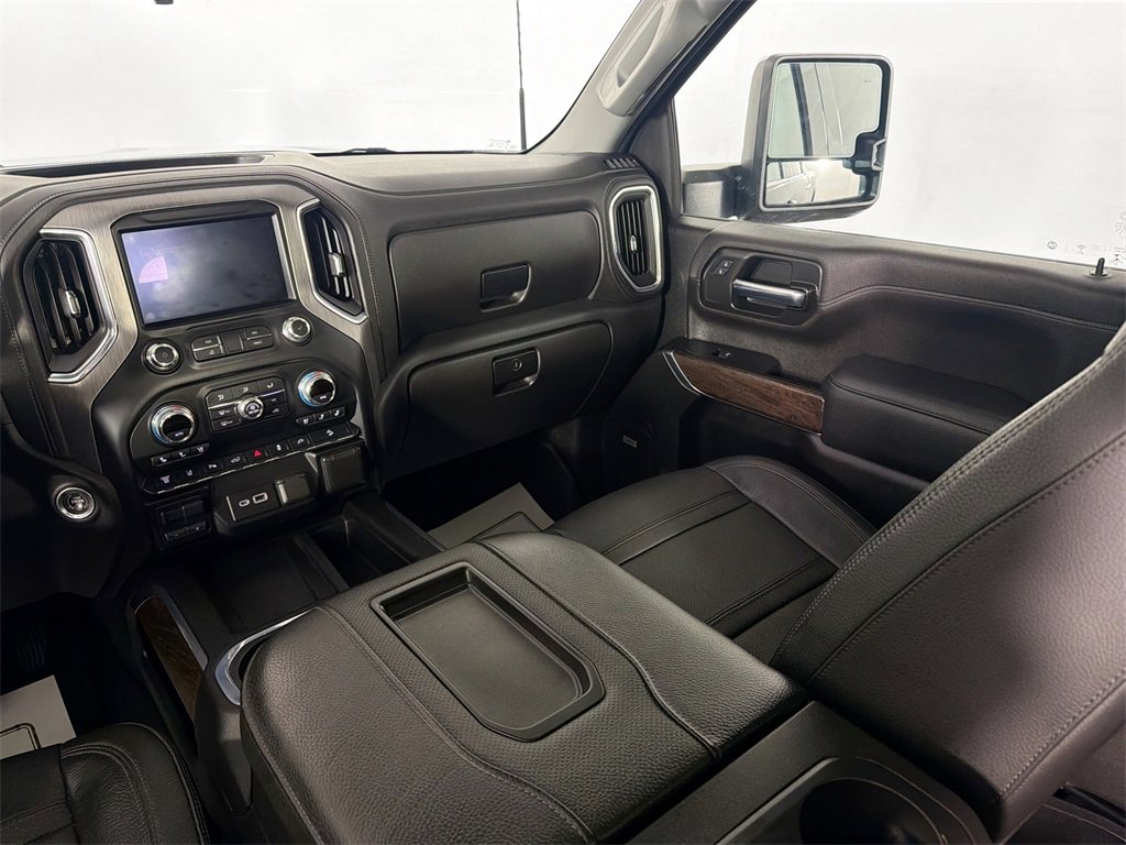 Used 2020 GMC Sierra 2500 Denali w/ Denali Ultimate Package image 22