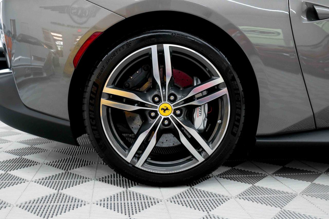 Used 2020 Ferrari Portofino RWD image 50