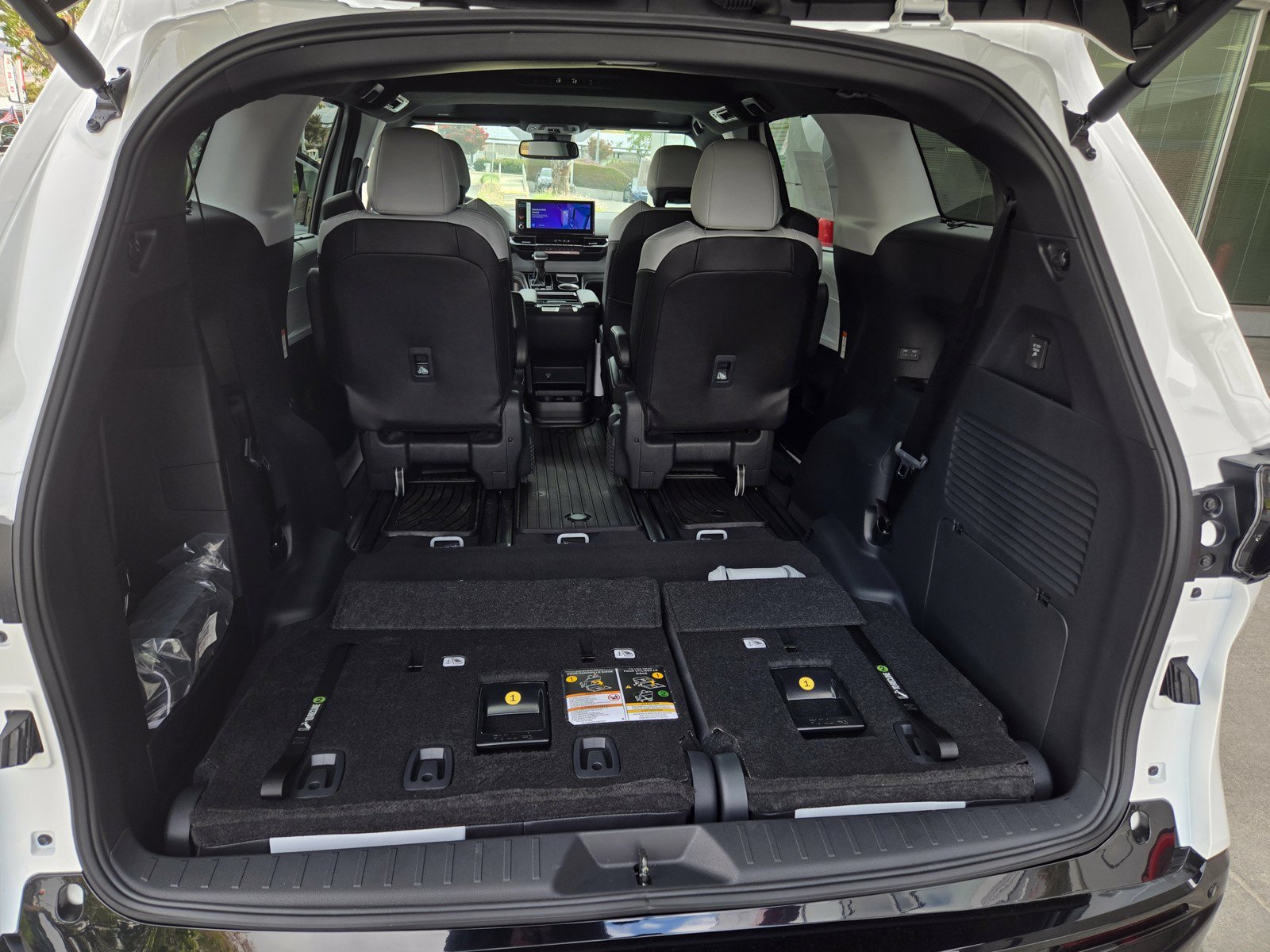 Certified 2026 Toyota Sienna XSE AWD/4WD image 25