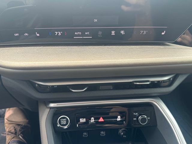 Used 2025 Audi Q5 Premium w/ Convenience Package AWD/4WD image 19