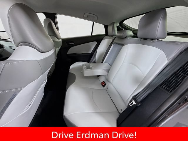 Certified 2022 Toyota Prius Prime XLE FWD image 8