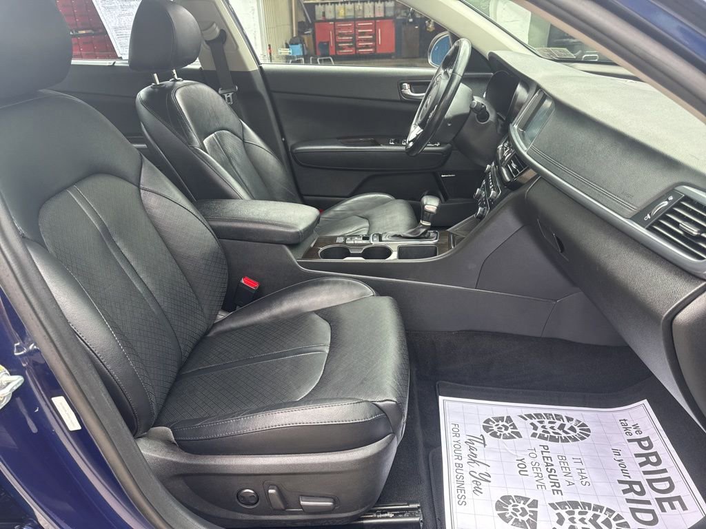 Used 2017 Kia Optima EX w/ Premium Package image 12
