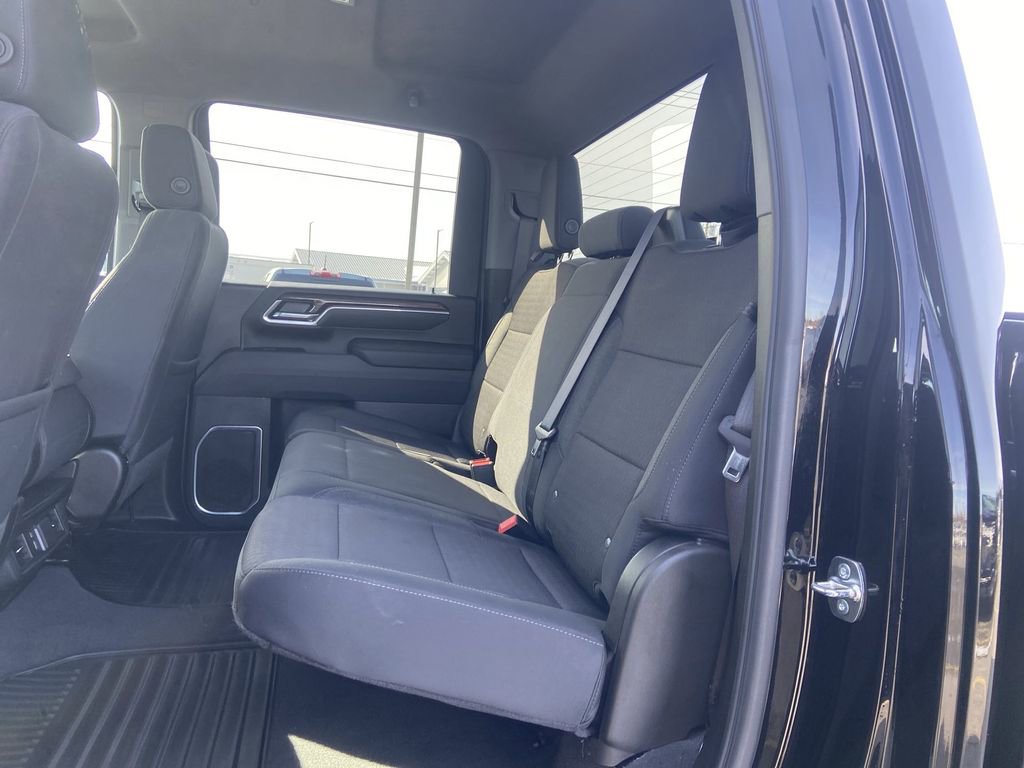 Used 2025 Chevrolet Silverado 2500 LT w/ Convenience Package image 24