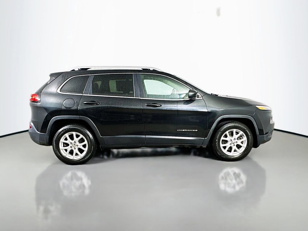Used 2015 Jeep Cherokee Latitude image 7