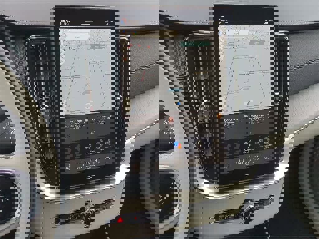 New 2026 Volvo XC90 B6 Ultra w/ Protection Package image 31