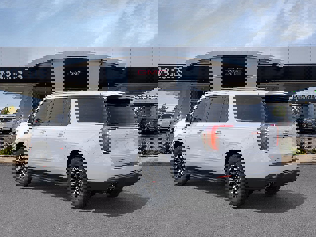 New 2026 GMC Yukon XL AT4 w/ AT4 Preferred Package image 3