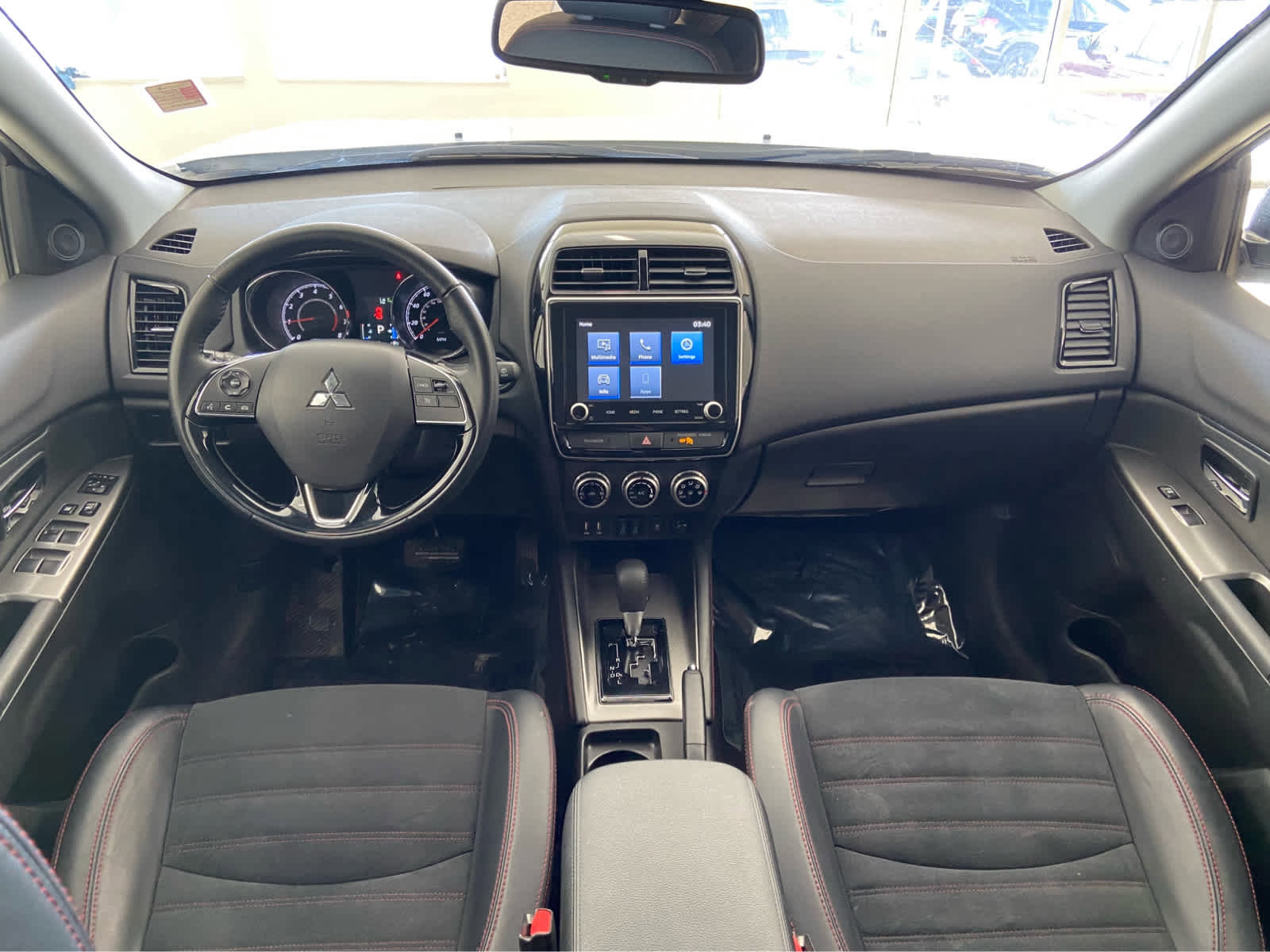 Used 2024 Mitsubishi Outlander Sport SE image 16