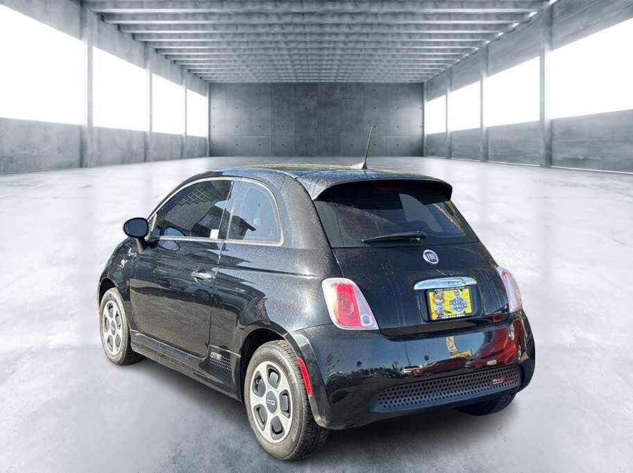 Used 2017 FIAT 500 e image 4